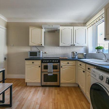 The Colebrook Apartment Royal Tunbridge Wells Bagian luar foto